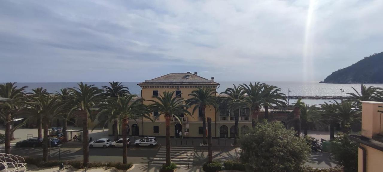 Monilia Apartments Moneglia Kültér fotó